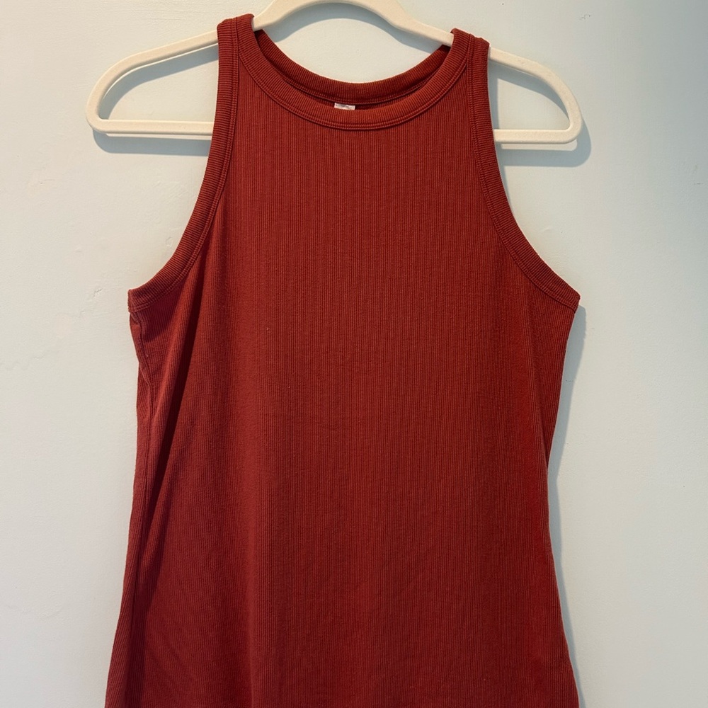 Old Navy fitted athletic ribbed tank top